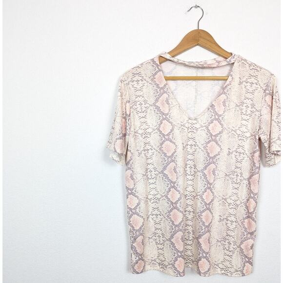 143 Story By Line Up Women Top Snakeskin Print Short Sleeve Top Size M - Picture 3 of 6